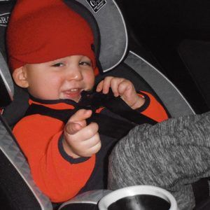 Meet your Posher, Joey-claudia